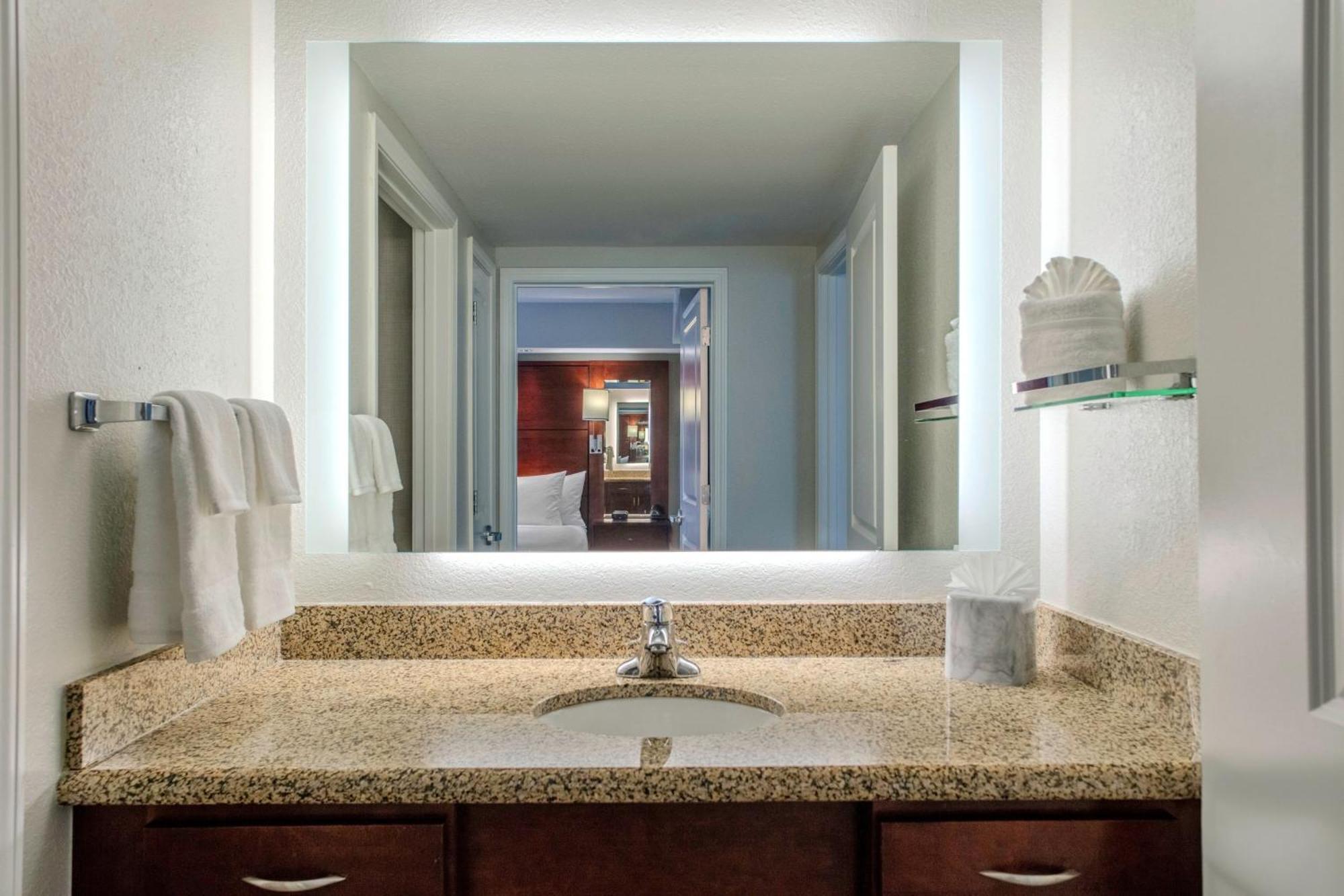 Residence Inn By Marriott Yonkers Westchester County Bagian luar foto